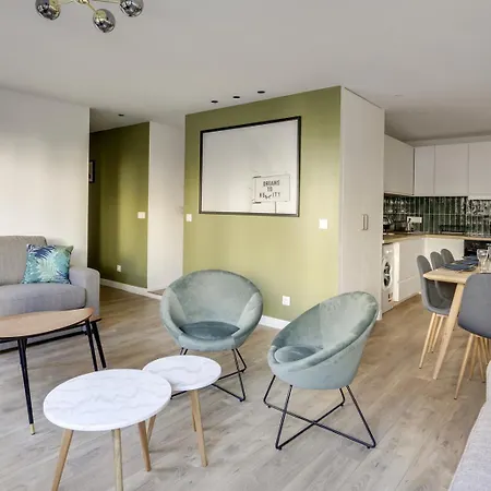 173 Eiffel - Superb In Paris. باريس